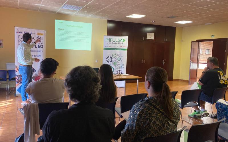 Finalizan con �xito de participaci�n las jornadas informativas sobre las ayudas a empresas, pymes y aut�nomos del Plan Adelante 2024-2027 de Impulsa Guadalajara