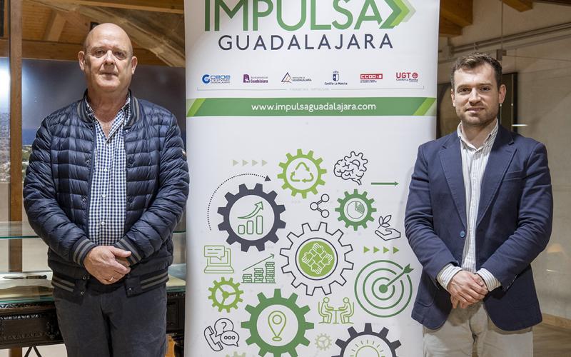 Almonacid de Zorita destaca su valioso patrimonio hist�rico y cultural, junto al crecimiento del pol�gono industrial El Retamar en una reuni�n mantenida con Impulsa Guadalajara